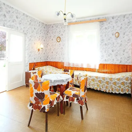 Holiday Home Balaton H2043 Vila Balatonföldvár