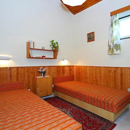 Holiday Home Balaton H2043 Vila *